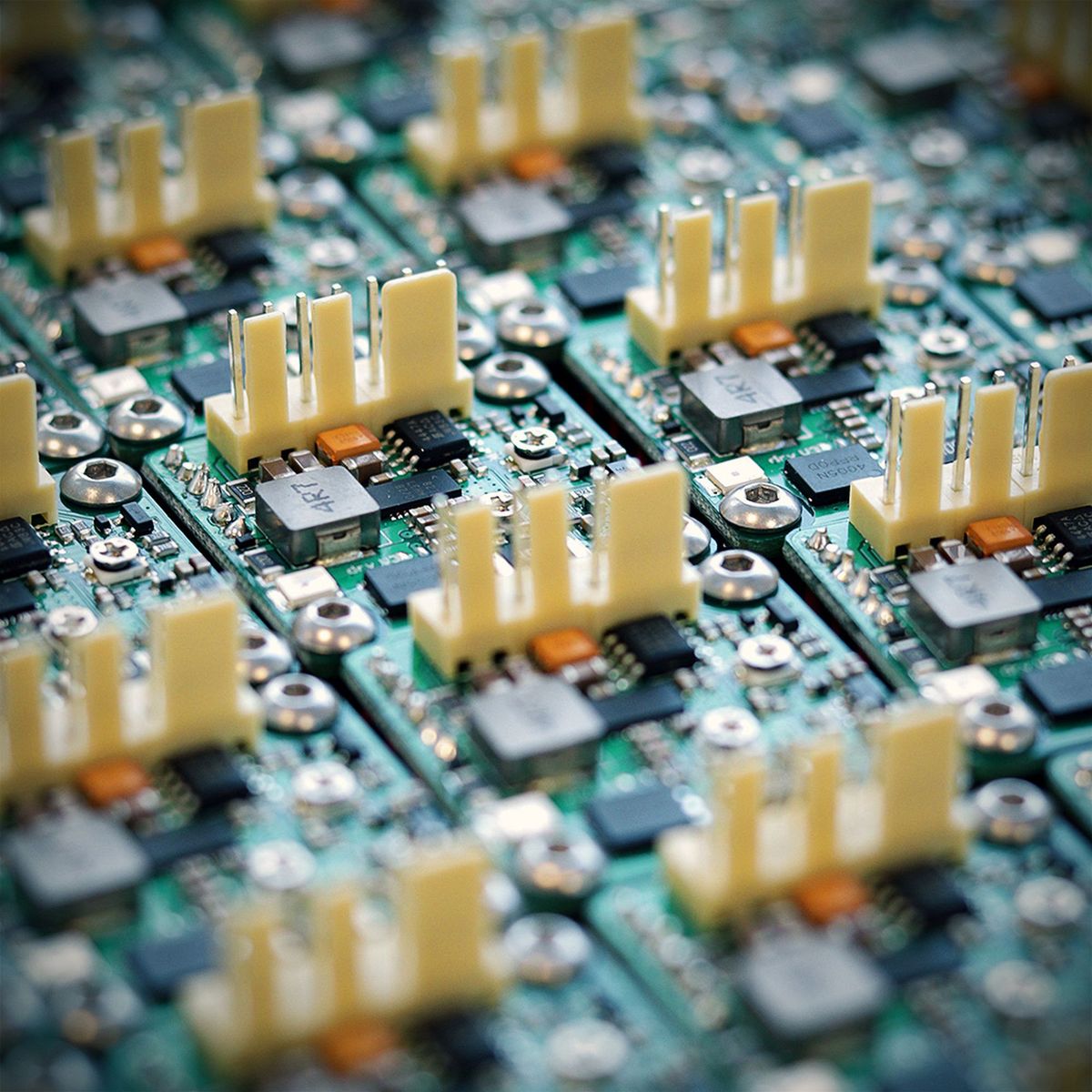Electronics & Gadgets